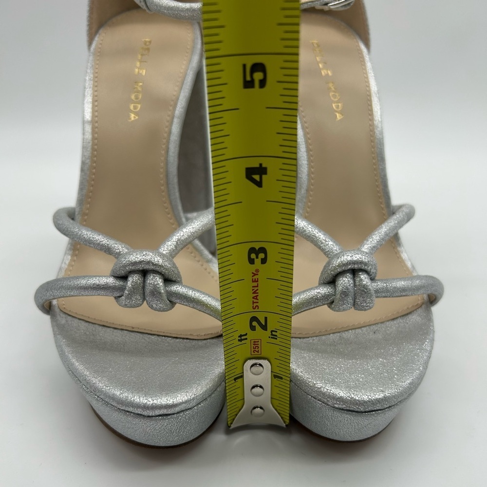 Pelle Moda Metallic Silver Platform Block Heel Suede Women’s Sandals Size 8.5 - Picture 7 of 14